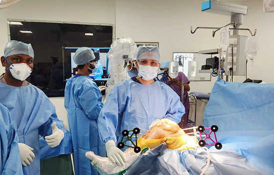 traditional-knee-replacement-surgery