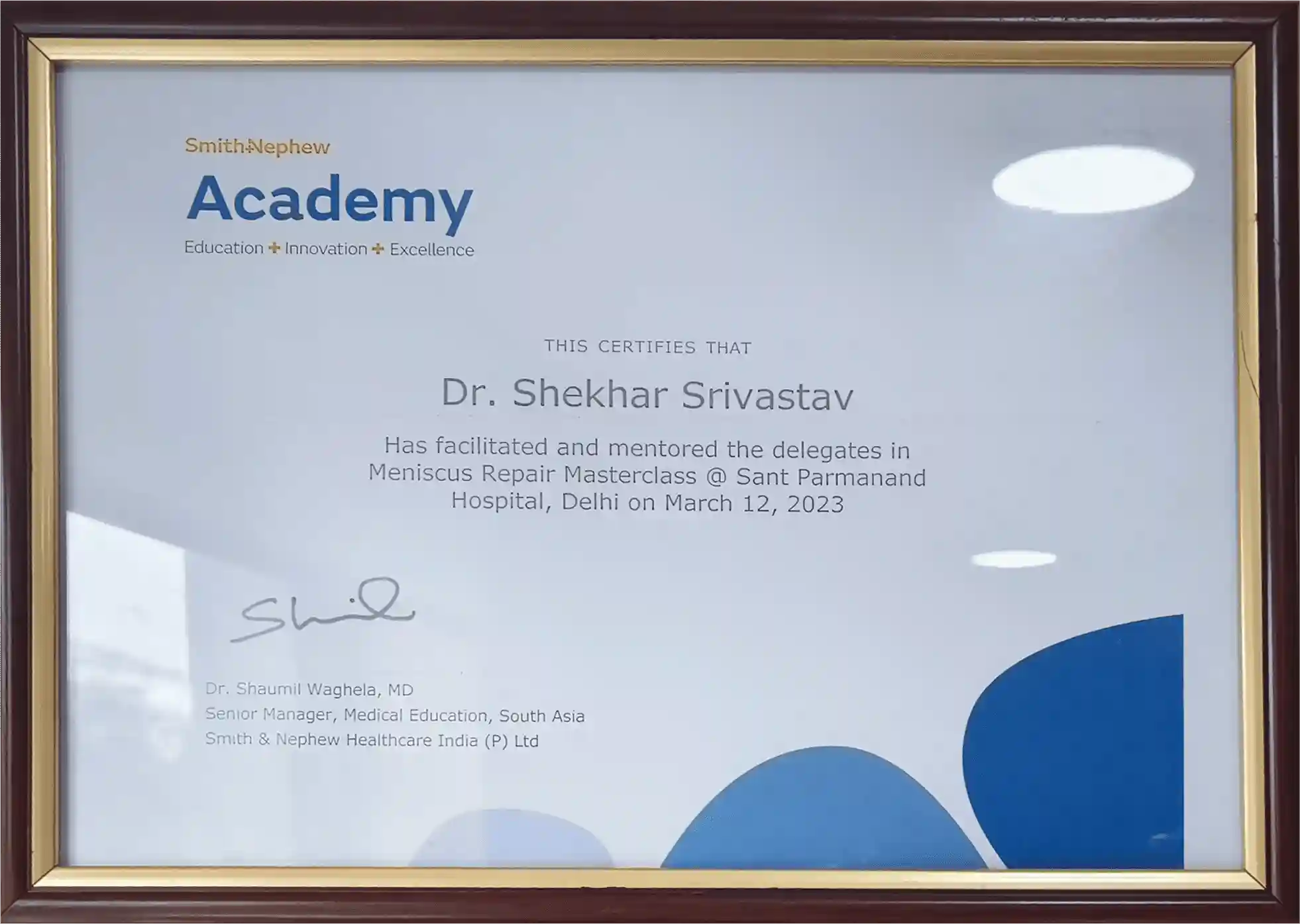 award-8